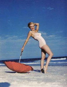 Mame Moda Dive e bikini i nostalgici anni Cinquanta. Marilyn Monroe