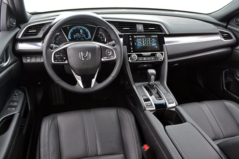 Honda Civic 1.6 i-DTEC interni in pelle