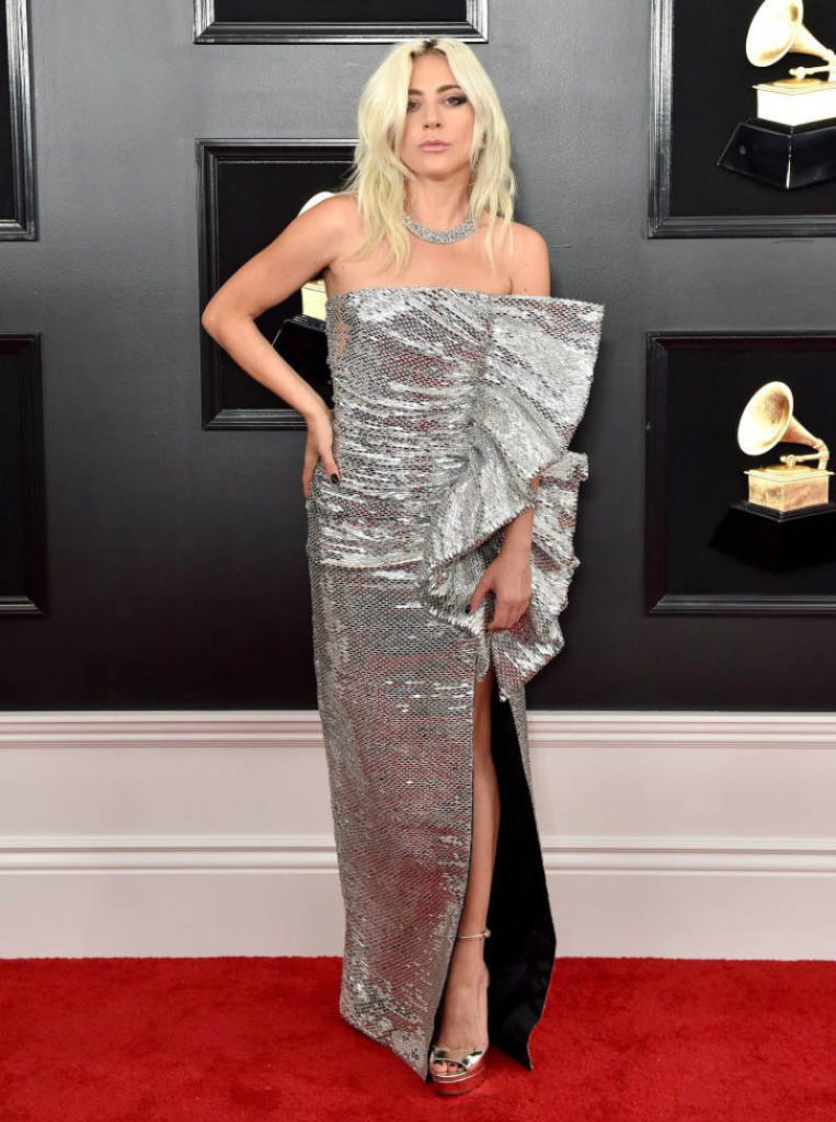 Look Grammy Awards 2019, il meglio del red carpet. Lady Gaga 